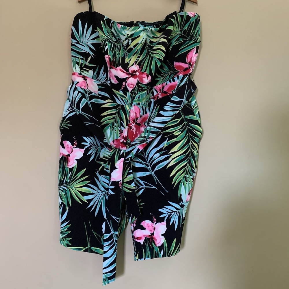 New York & Company tropical strapless romper black floral pattern Tie Belt SZ-XL - Picture 2 of 14